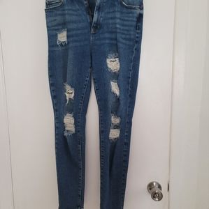 High waisted ripped jeans